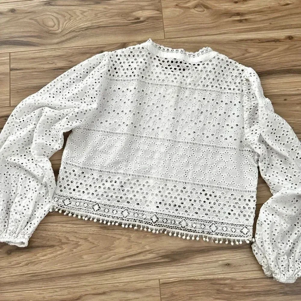 ZARA | White Lace Eyelet Button Up Balloon Sleeve‎ Blouse | Size Large